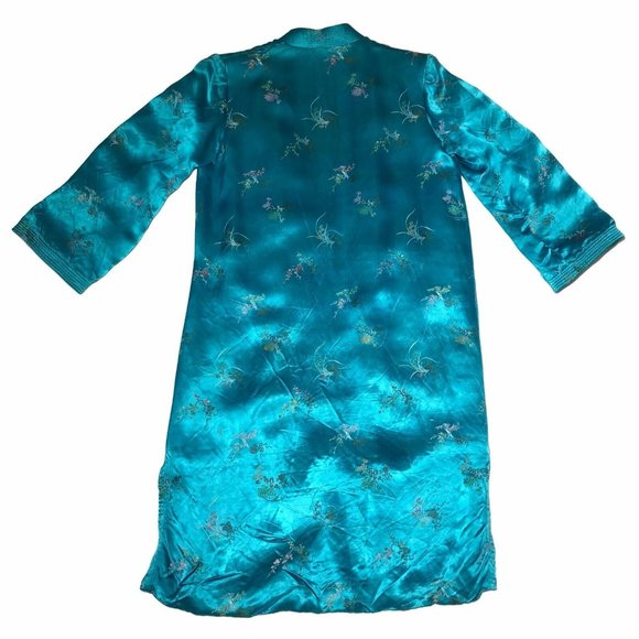 Vintage Traditional Hong Kong Hand-tailored silk robe - Picture 10 of 12